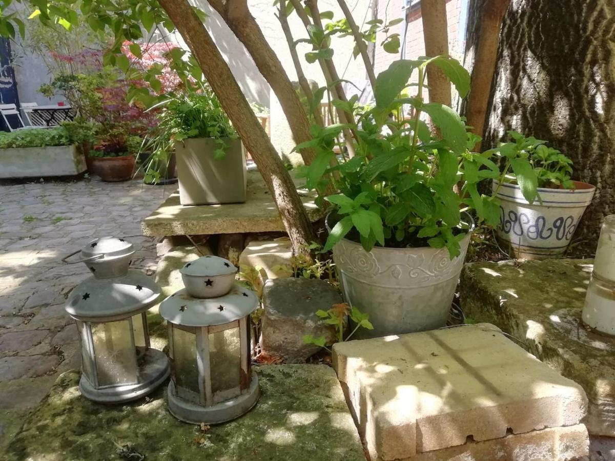 Atelier D'Artiste - Loft With Garden Center Of Paris Villa Bagian luar foto